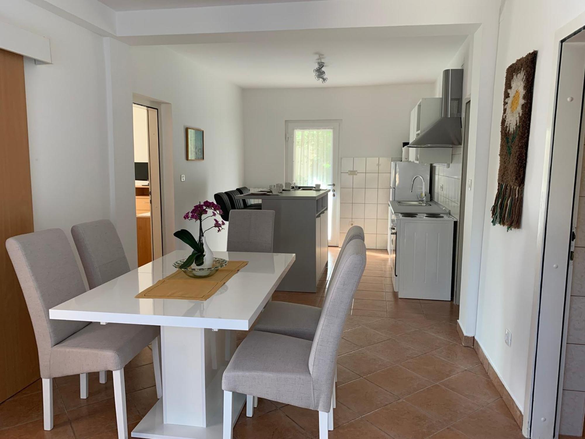 Apartments With A Parking Space Rabac, Labin - 7410 Номер фото